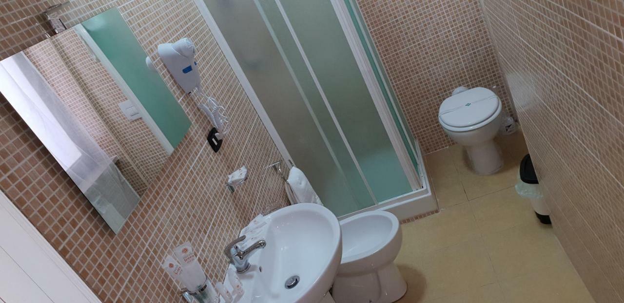 B&B Giva Naples Luaran gambar